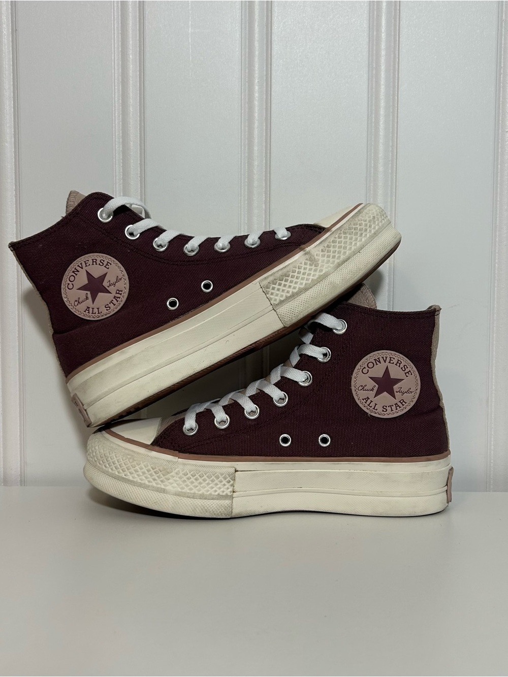 Converse ctas hi lift burgundy pink platform High Top Sneakers - Deep Wine